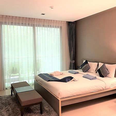 Private Apartment At Emerald Terrace Patong 外观 照片