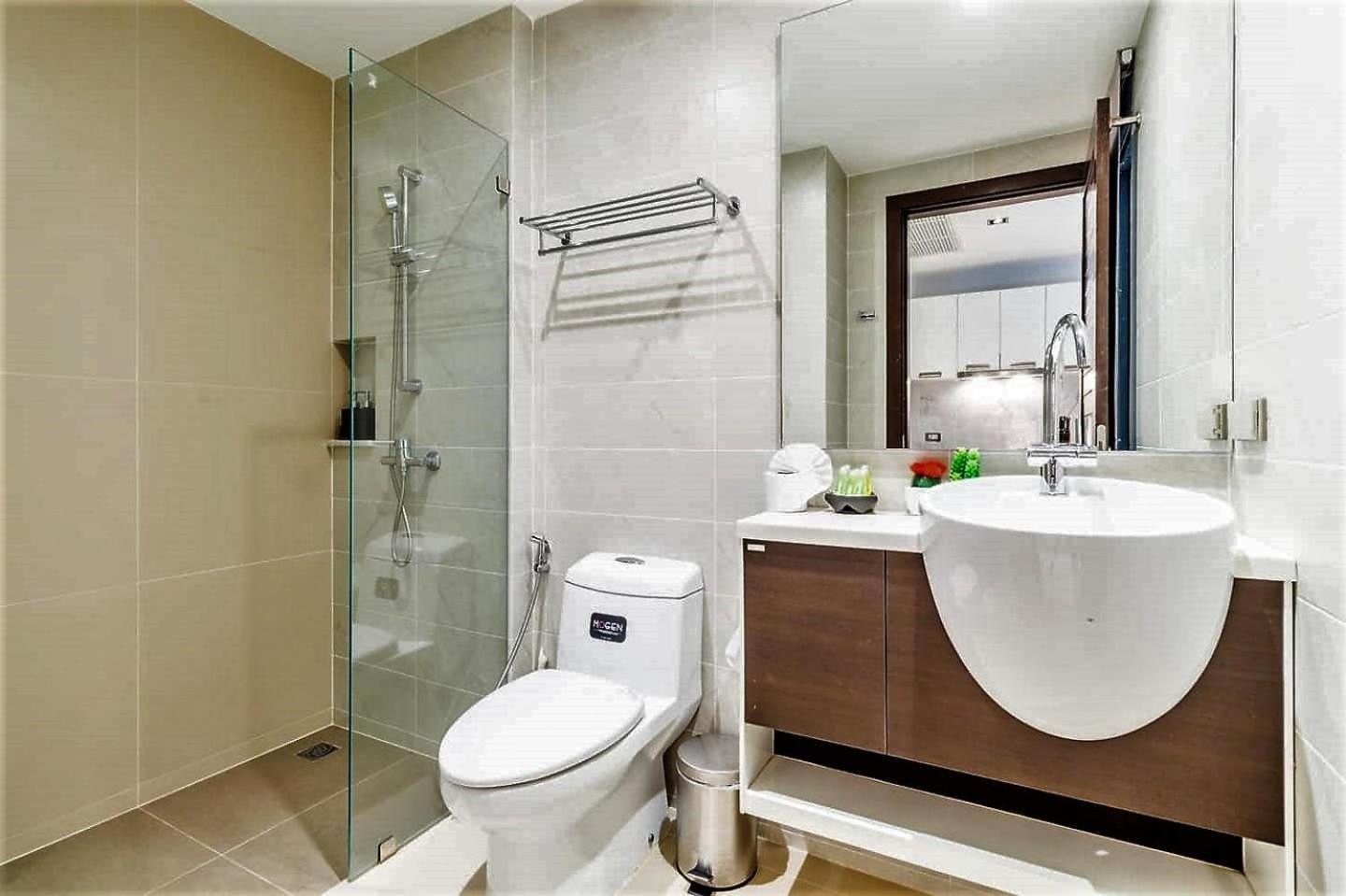 Private Apartment At Emerald Terrace Patong 外观 照片
