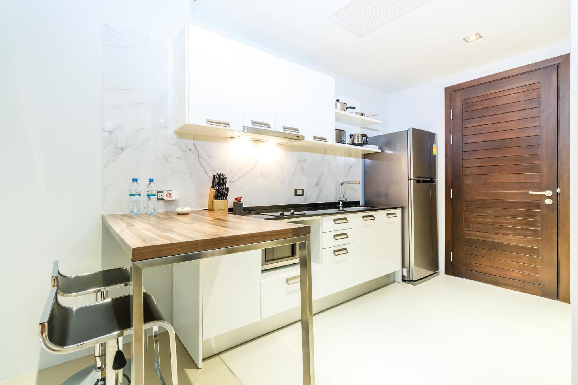 Private Apartment At Emerald Terrace Patong 外观 照片